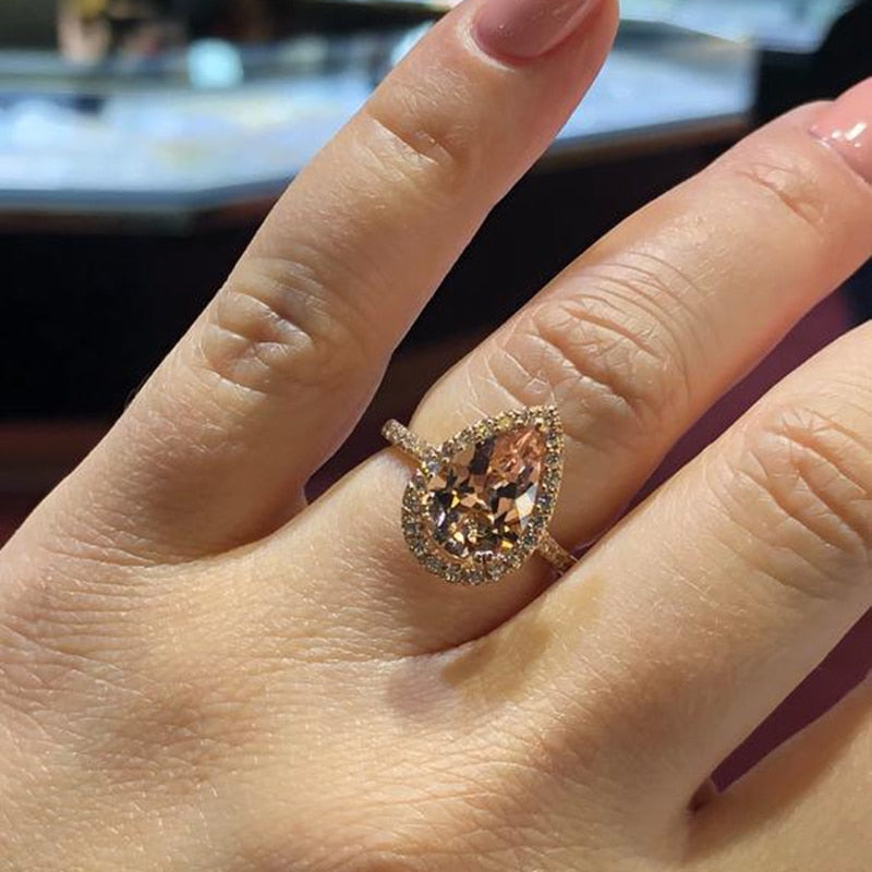 Bague élégante en Zircon Cubique Cristal champagne & finition Or rose