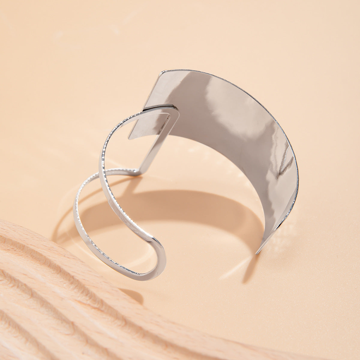 Bracelet Design géométrique effet Vague