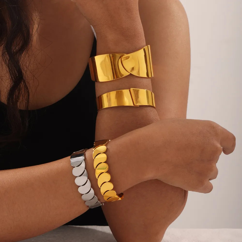 Bracelet en Acier Titane Plaqué Or