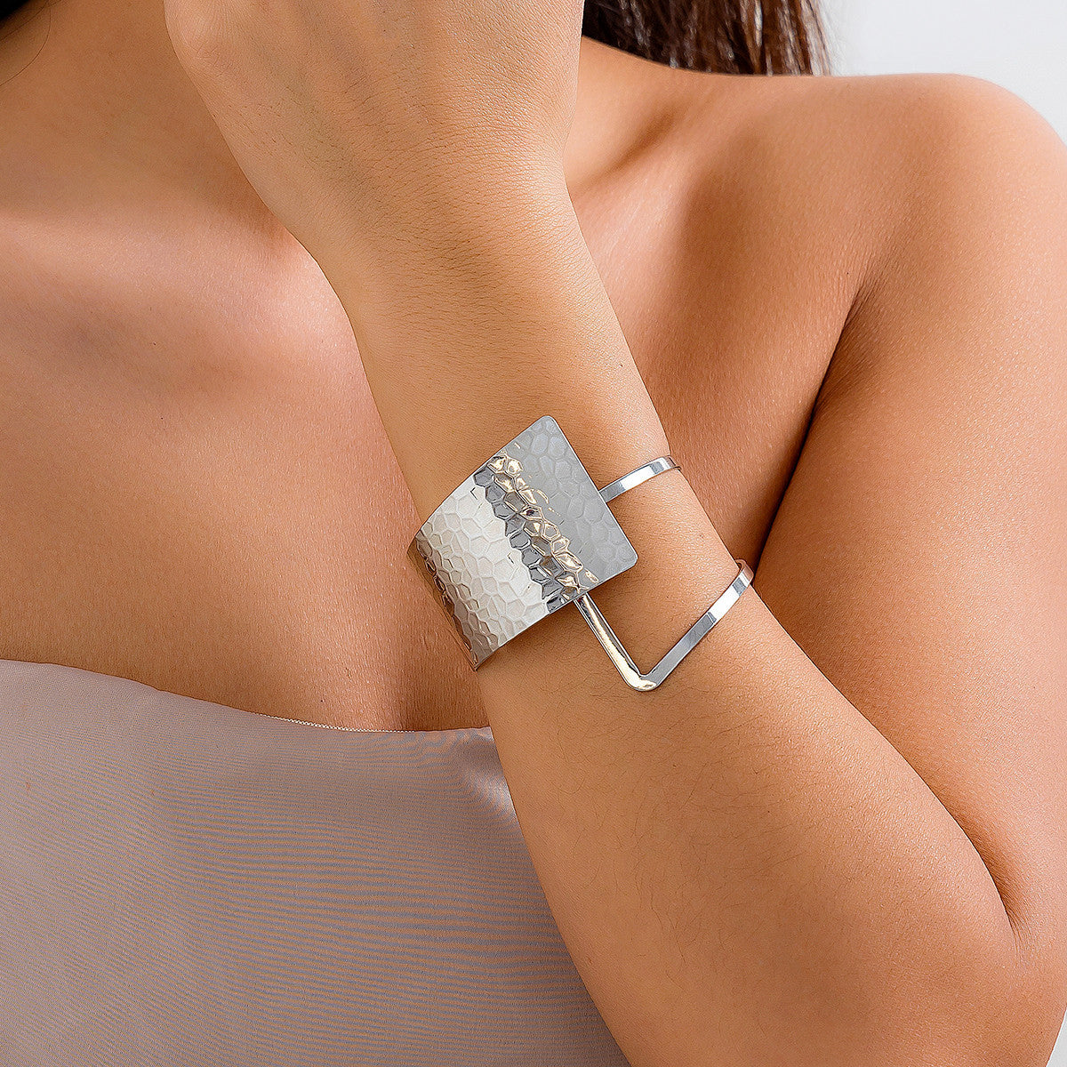 Bracelet Design géométrique effet Vague