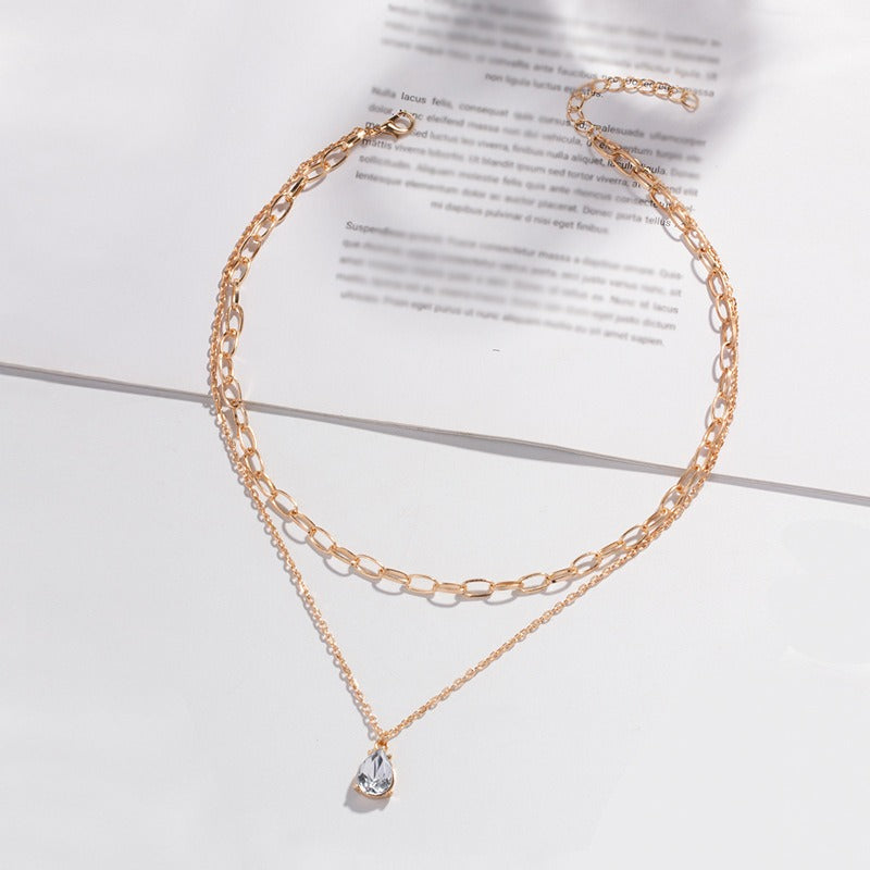Collier avec Pendentif goutte en Zircon